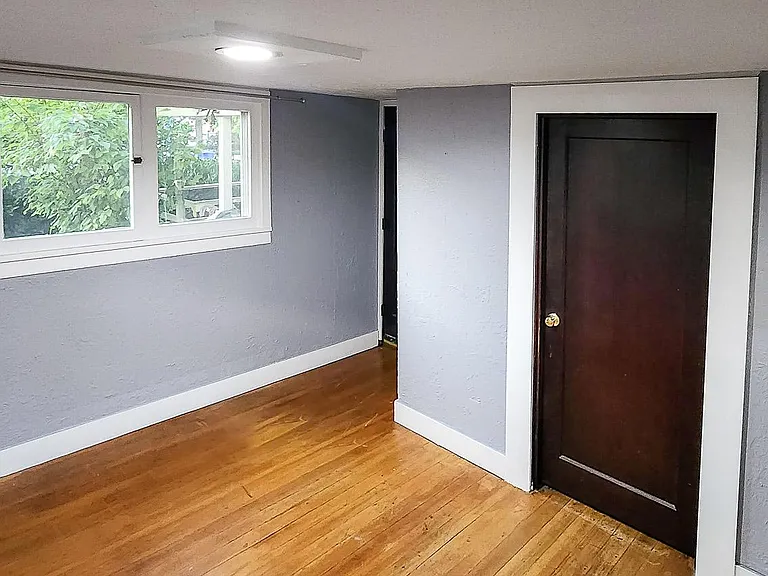 Bedroom 3 - Master