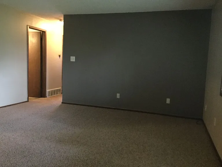 1132 Tiffany Pl — Photo 7