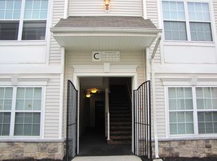 127 Lionheart Ln #127, West Deptford, NJ 08086