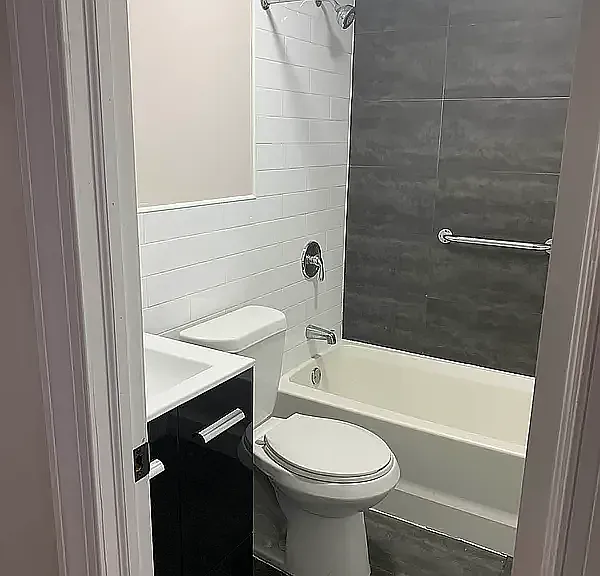 270 Throop Ave #3 — Photo 8