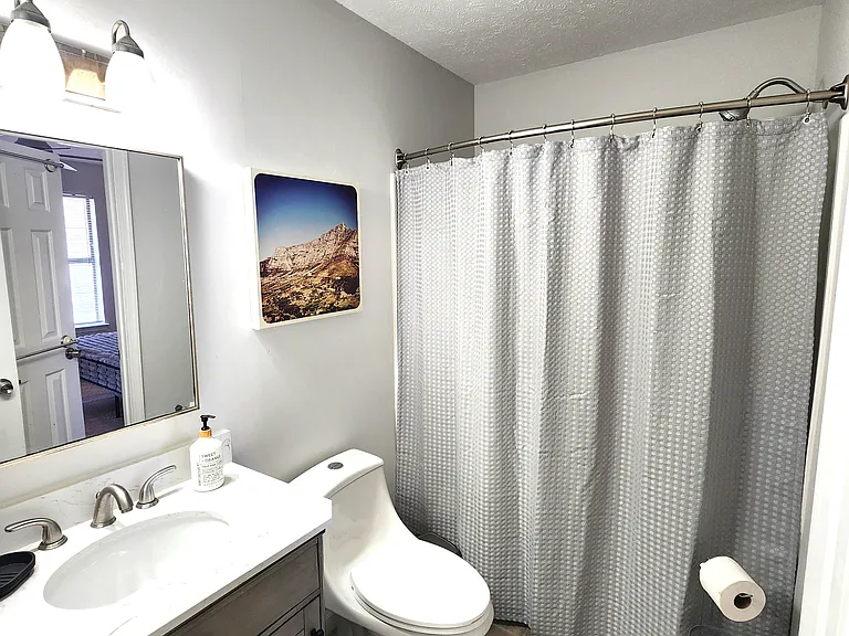 1710 Skiffes Creek Cir — Photo 21