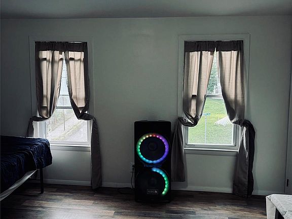 2nd image of 255 North St APT 3