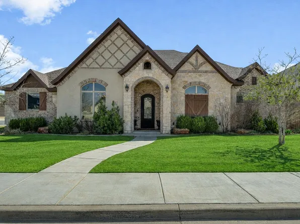 621 N 11th St, Wolfforth, TX 79382