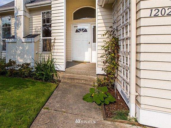 2nd image of 12020 SE 312th Place #C3
