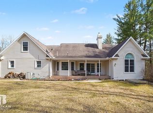 2910 Ginger Dr, Coleman, MI 48618