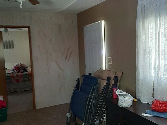 3rd image of 348 Camp St