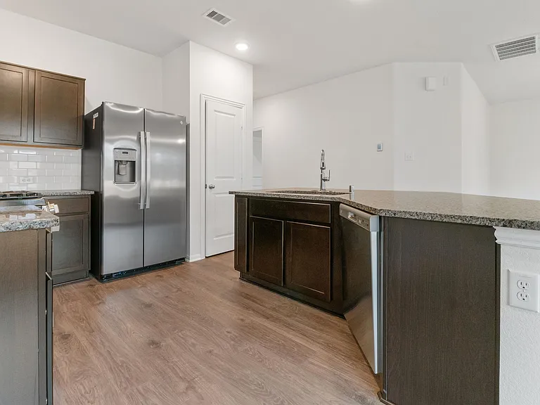 428 Magnolia Ln — Photo 12