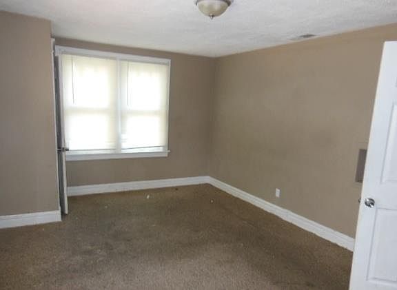 4th image of 1283 Purcell Ave