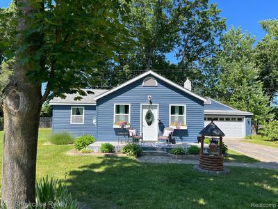 2843 Brisbane St, Walled Lake, MI, 48390