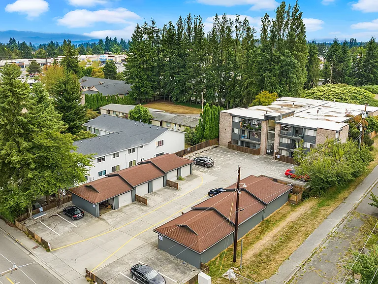 618 75th St SE #201 — Photo 18