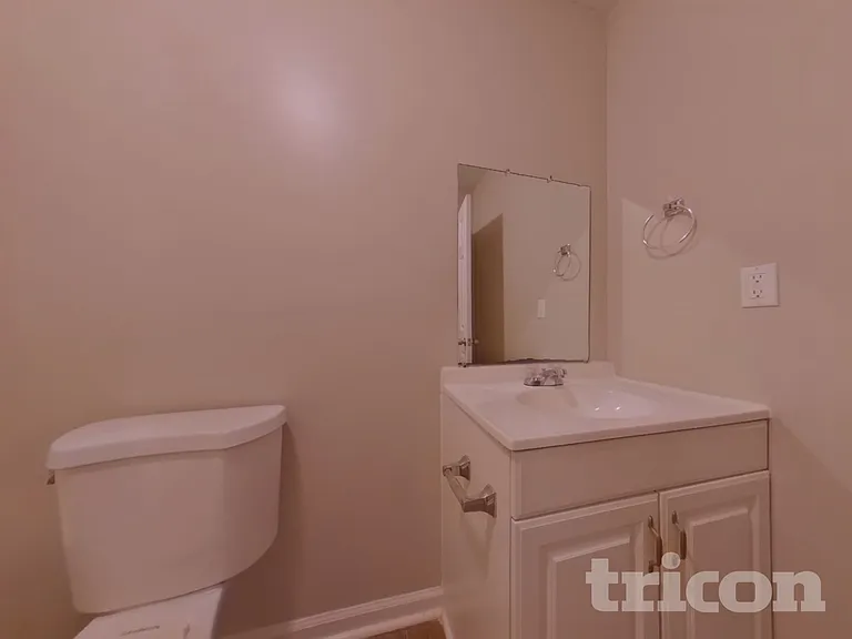 1619 Spring Hill Ct — Photo 17