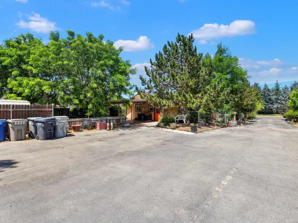 1107 Lake Lowell Ave, Nampa, ID 83686