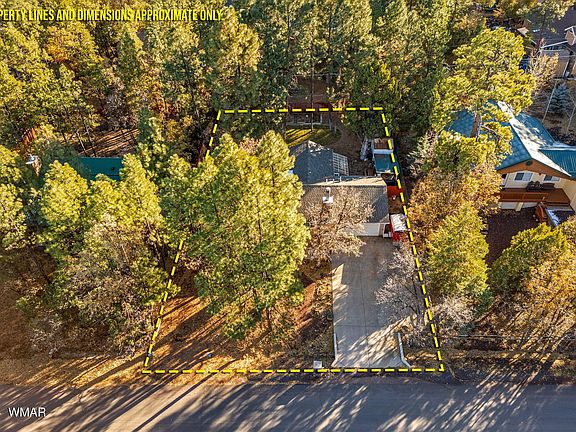 3rd image of 4891 Blue Spruce Ln