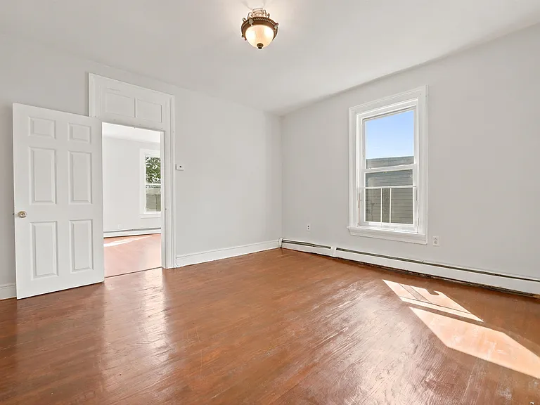 25 W 19th St #2 — Photo 10