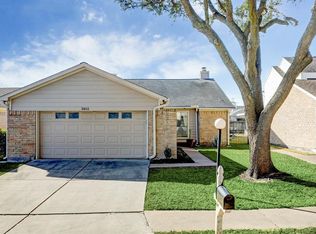 3412 S Briar Knoll Dr, Houston, TX 77082