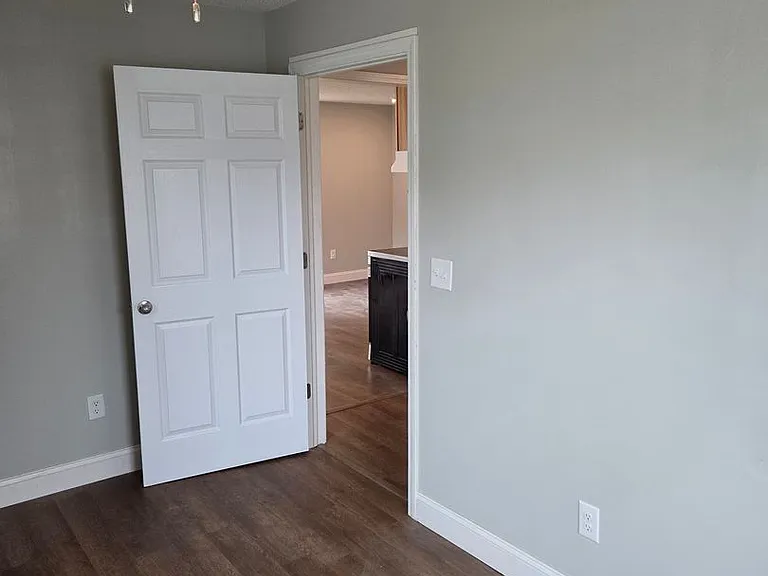 1744 Granby Rd — Photo 16
