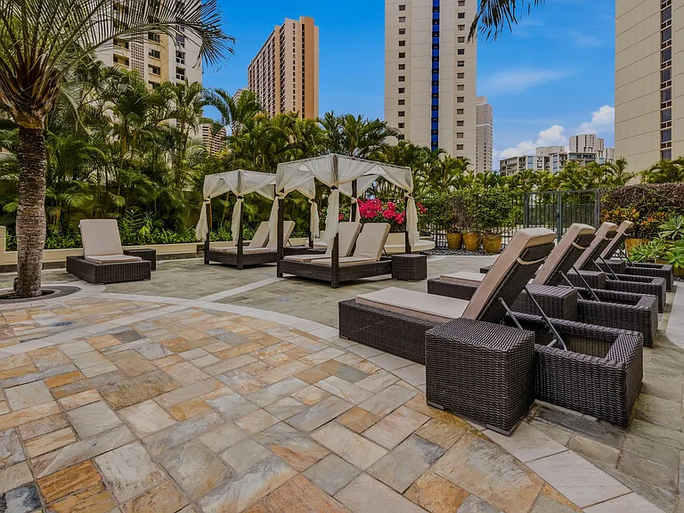 1837 Kalakaua Ave #703 — Photo 40