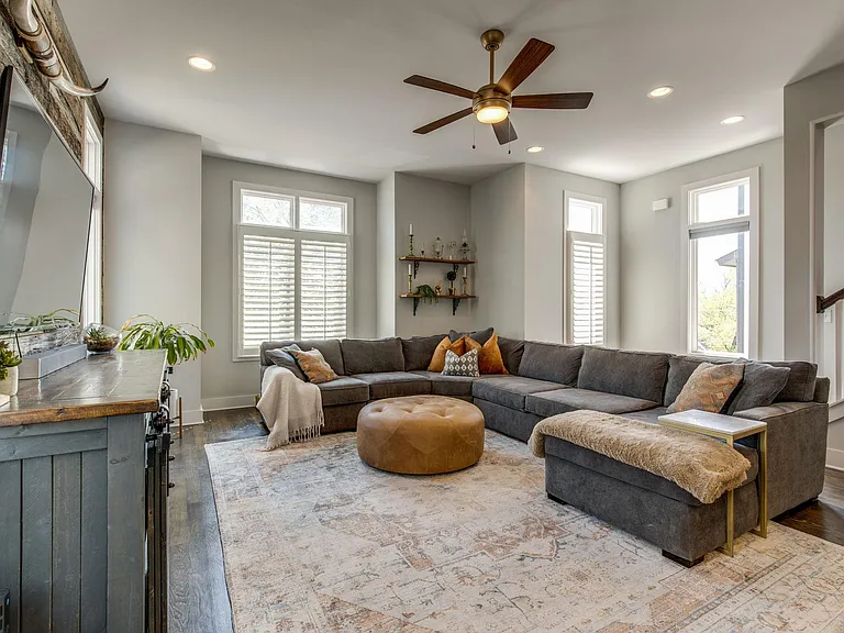 1701 Allison Pl — Photo 22