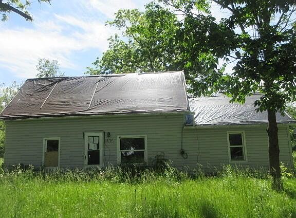 2nd image of 32717 Water St