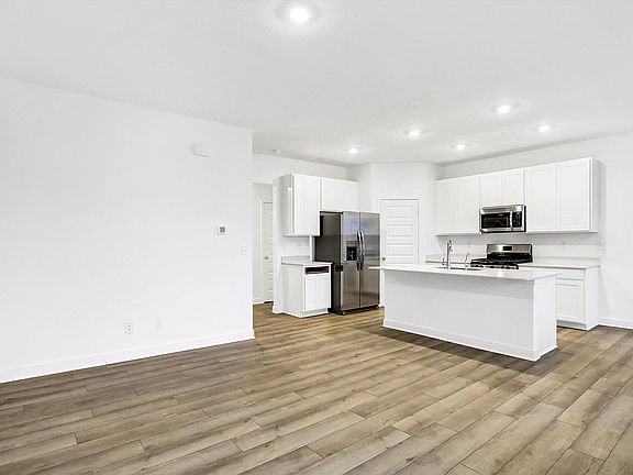 3rd image of 17333 Gibson Dr