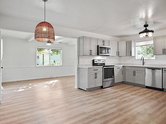 3rd image of 5192 Tamarack Blvd