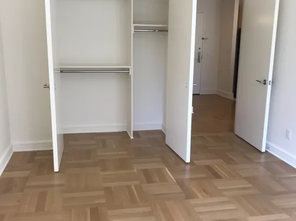 400 West 63rd Street image 10 of 12