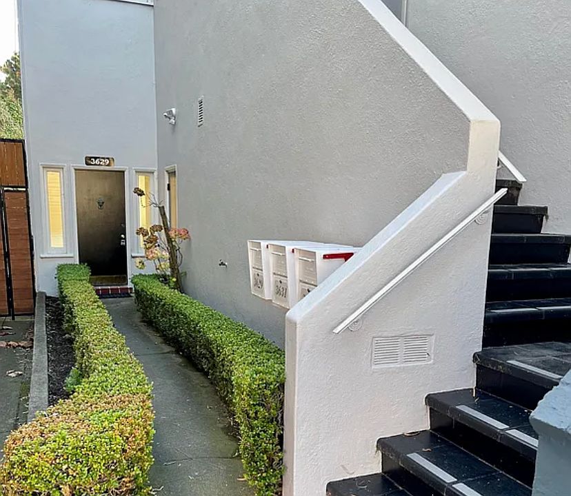1st image of 3629 Cabrillo St