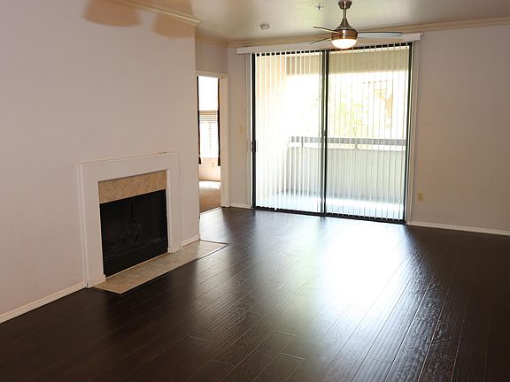 5th image of 750 E Northern Ave Unit 2137