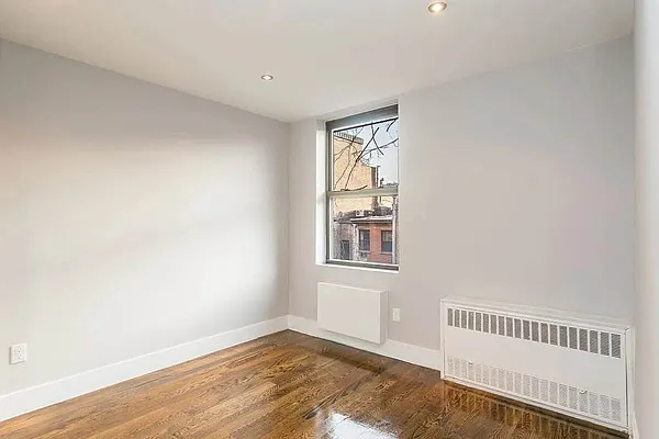 Rented by Vector New York, LLC | media 6