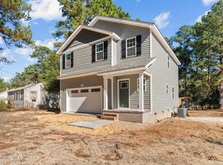 1010 W Saunders Avenue, Aberdeen, NC 28315