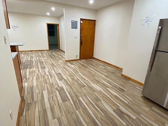 4th image of 8682 15th Ave Floor 2