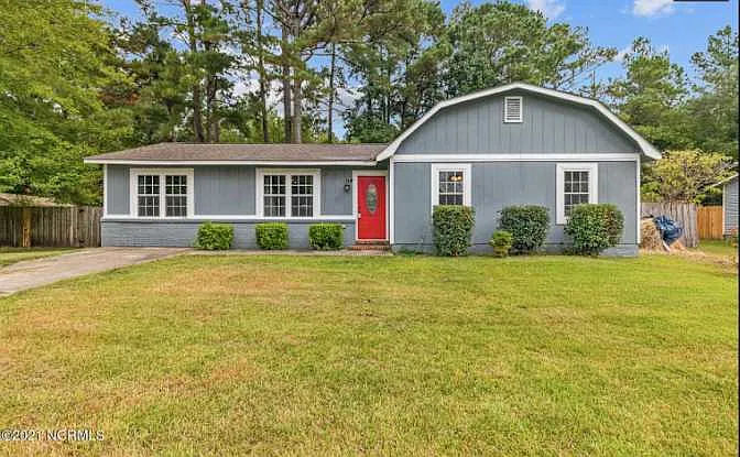 4 bed, 1340 sqft, $650 — Photo 1