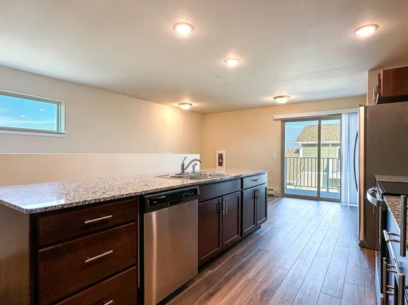 SCS Eau Claire Apartment Community