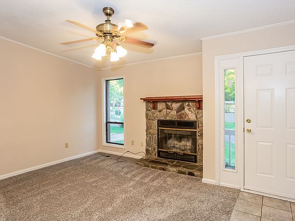 4th image of 7908 Tiburon Cres