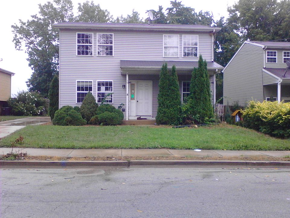 1st image of 19 S Dilger Ave