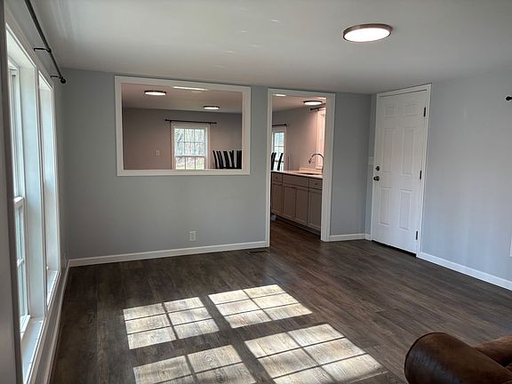 4th image of 3855 Creekridge Ctry Rd