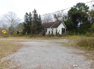 1814 McVeay Ct, Pascagoula, MS 39567