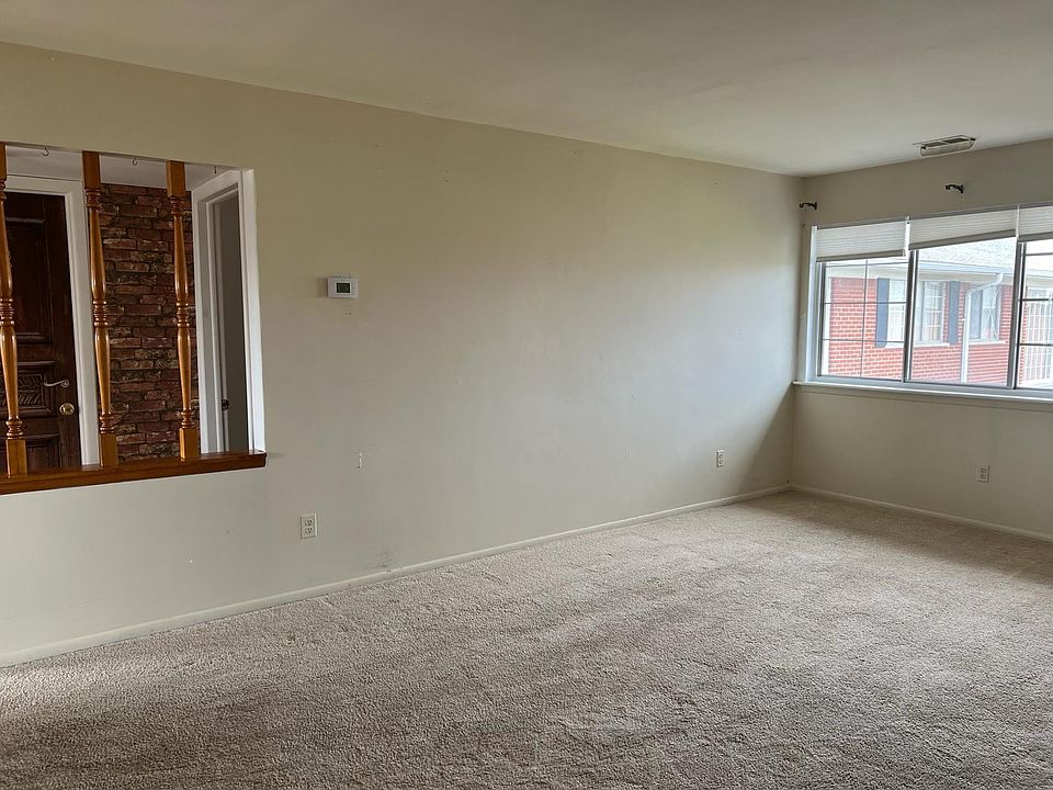 8150 Crestview Dr Sterling Heights MI Zillow