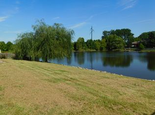 10692 Midway Dr, Newburgh, IN 47630
