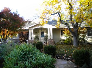 534 Sunnyvale Dr, Healdsburg, CA 95448
