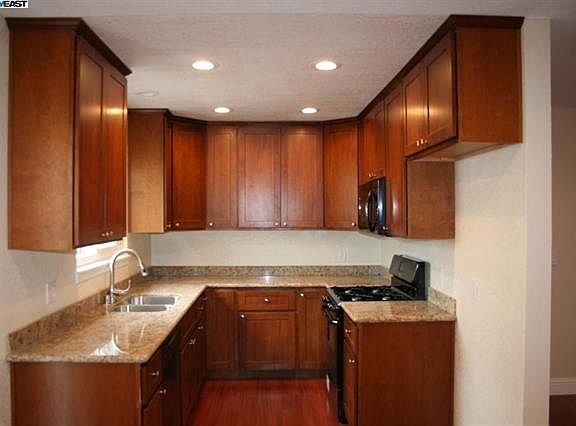 3rd image of 234 Marina Way S