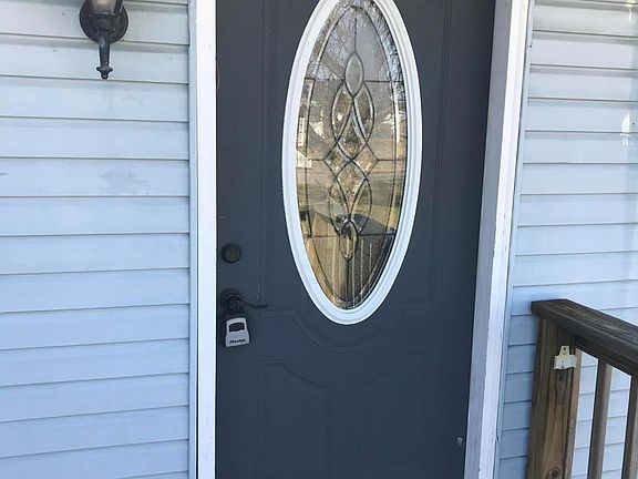 2nd image of 2491 East Dr