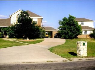 107 Heather Ridge Ct, Weatherford, TX 76085