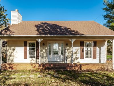 206 New Deal Potts Rd, Cottontown, TN, 37048