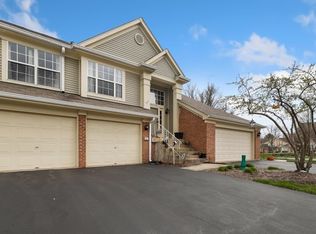30W027 Juniper Ct, Warrenville, IL 60555