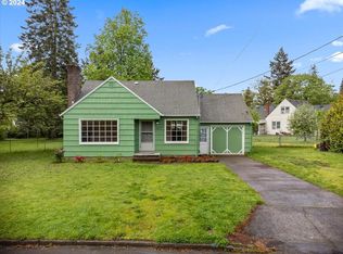 12444 SE Lincoln Ct, Portland, OR 97233