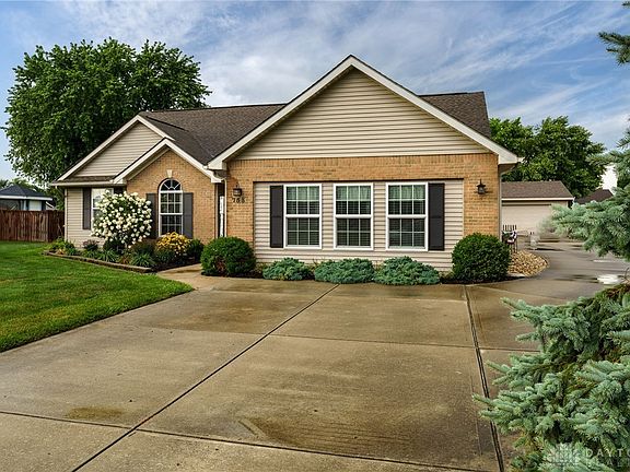 4th image of 753 Oakdale Dr