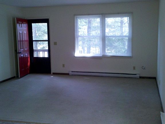 4th image of 22 Dove Valley Ln