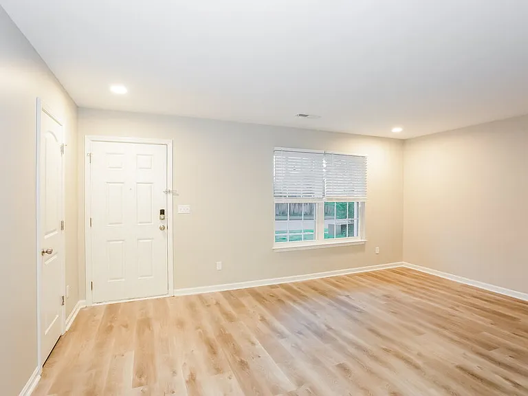3202 Kayla Ln — Photo 6