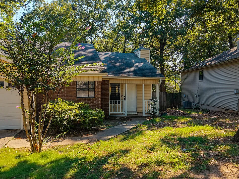 24 Oak Ridge Dr